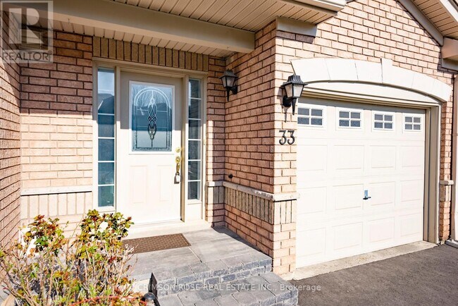 1290 Heritage Way in Oakville, ON - Building Photo - Building Photo