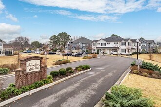 Hawkins Mill At Haygood in Virginia Beach, VA - Foto de edificio - Building Photo