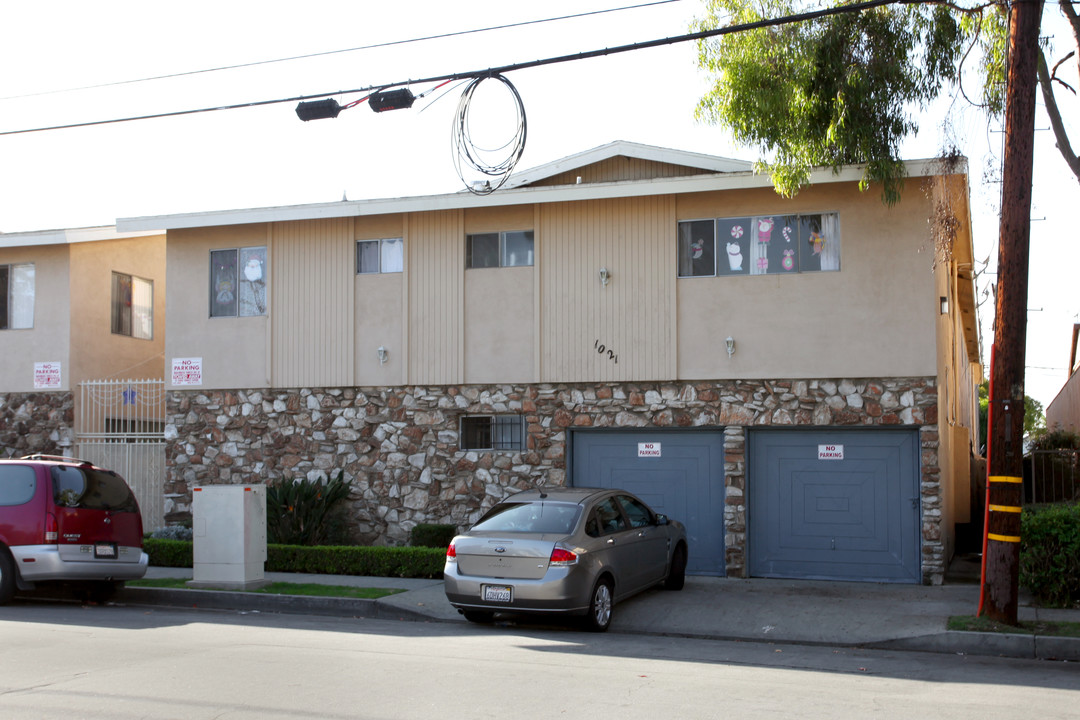 1021 Ohio Ave in Long Beach, CA - Building Photo