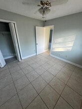 1945 NW 29th St in Miami, FL - Building Photo - Building Photo