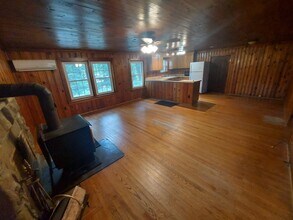 4211 Yellow Mountain Rd in Roanoke, VA - Building Photo - Building Photo