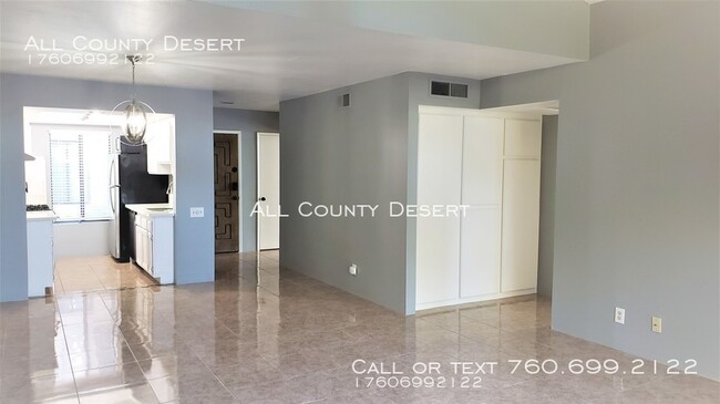 2160 S Palm Canyon Dr-Unit -8 in Palm Springs, CA - Building Photo - Building Photo