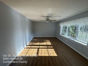 5560 Hedrick Dr in Fayetteville, NC - Building Photo - Building Photo