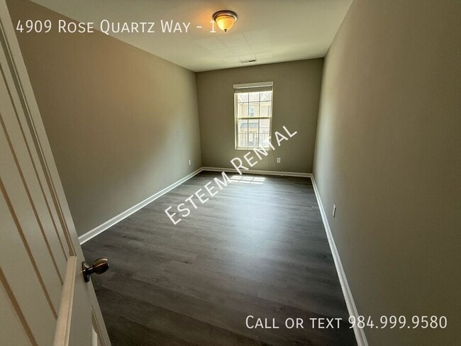 4909 Rose Quartz Way in Raleigh, NC - Building Photo - Building Photo