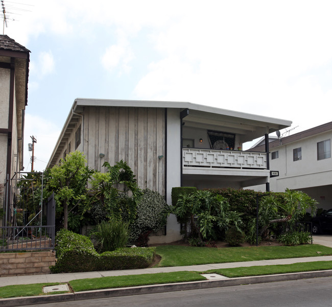 1606 Barry Ave in Los Angeles, CA - Building Photo - Building Photo