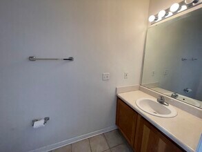 17 Shell Ave SE in Mary Esther, FL - Building Photo - Building Photo