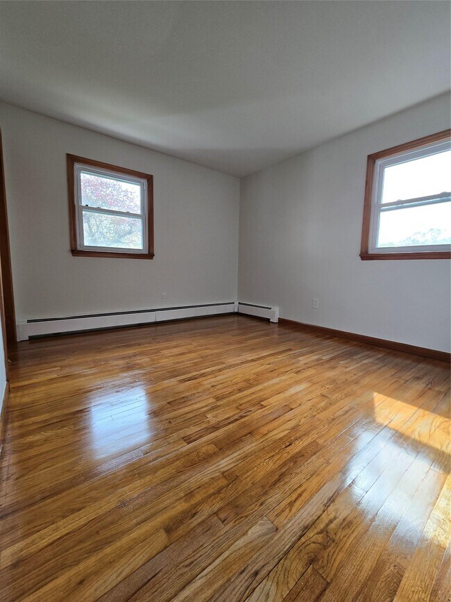 11 Reservoir Rd-Unit -1 in Highland, NY - Building Photo - Building Photo
