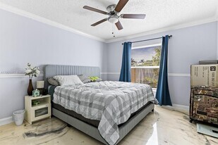 6627 Rainwood Cove Ln in Greenacres, FL - Building Photo