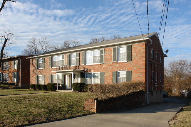 2704 Riedling Dr in Louisville, KY - Building Photo - Building Photo