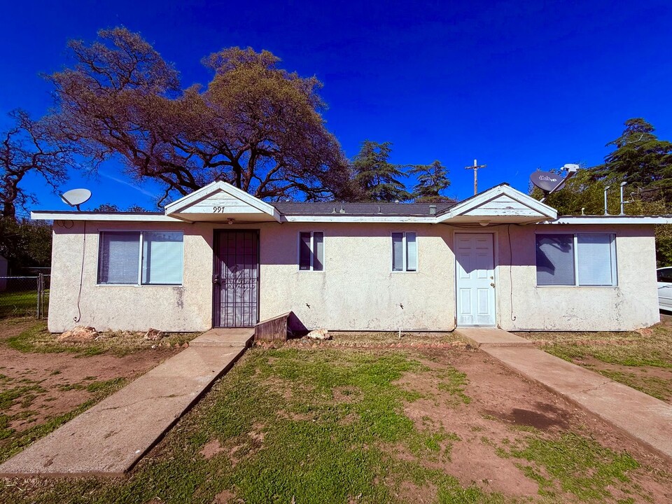 997 Harlan Ave in Oroville, CA - Building Photo