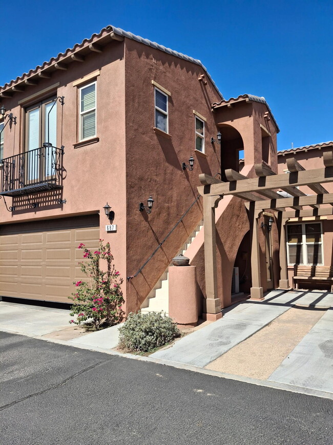 property at 687 Calle Vibrante