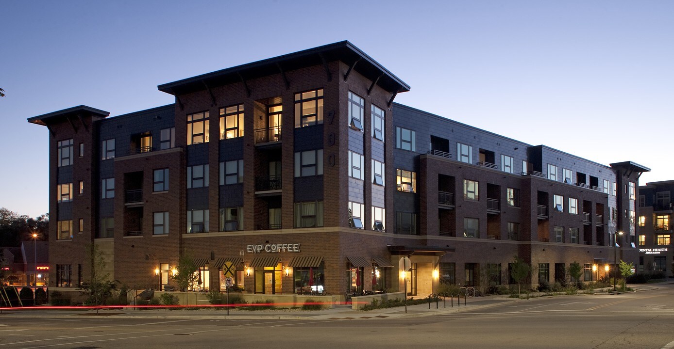 700 UBD Apartments in Madison, WI - Building Photo