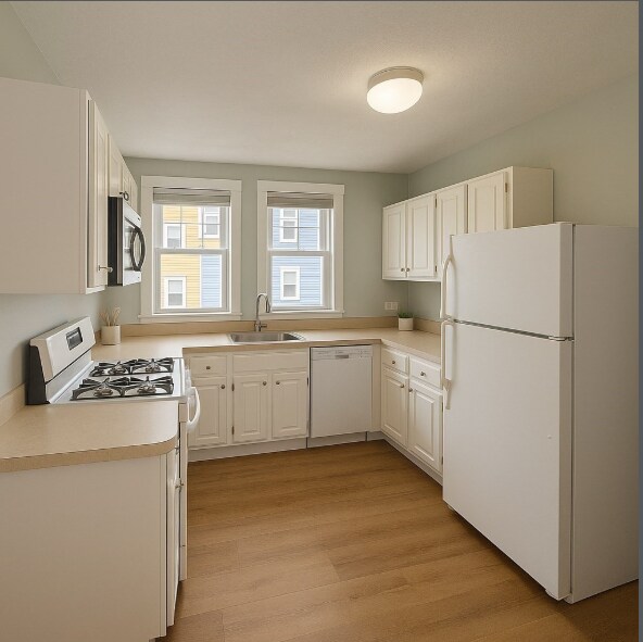 225 Florence St in Boston, MA - Foto de edificio - Building Photo