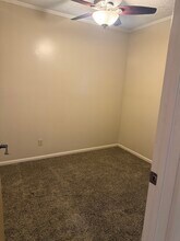 290 Dorwil Dr in Akron, OH - Foto de edificio - Building Photo