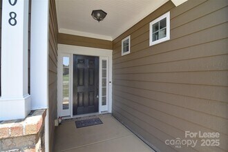408 Sweet Shrub Ct NW in Concord, NC - Building Photo - Building Photo