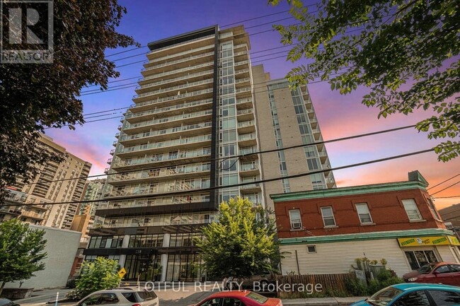 property at 255-1255 Bay St