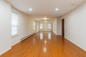 23 Vroom St in Jersey City, NJ - Building Photo - Building Photo