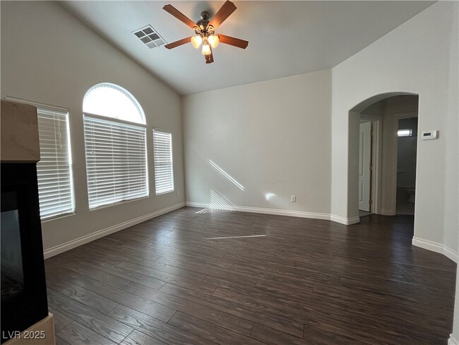 property at 7064 N Caribou Ridge St