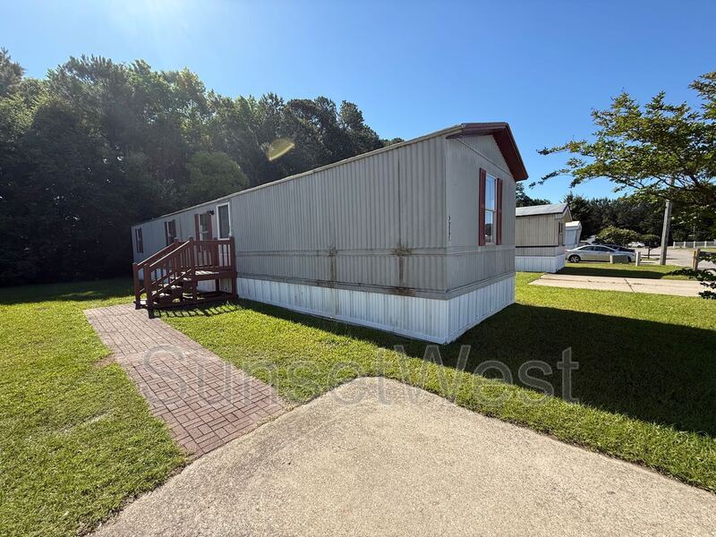 217 Sunshine Dr in Rocky Mount, NC - Building Photo