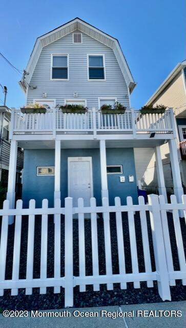 80 Center Ave in Keansburg, NJ - Building Photo