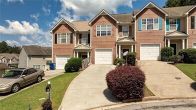 5485 Sierra Tr in College Park, GA - Building Photo - Building Photo