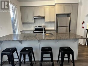1259 Lily Cres in Milton, ON - Building Photo - Building Photo