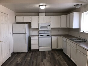 903 E Ball Ct in Moses Lake, WA - Building Photo - Building Photo