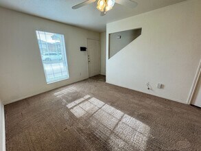 4405 Abigail Dr-Unit -Apt B in Killeen, TX - Building Photo - Building Photo
