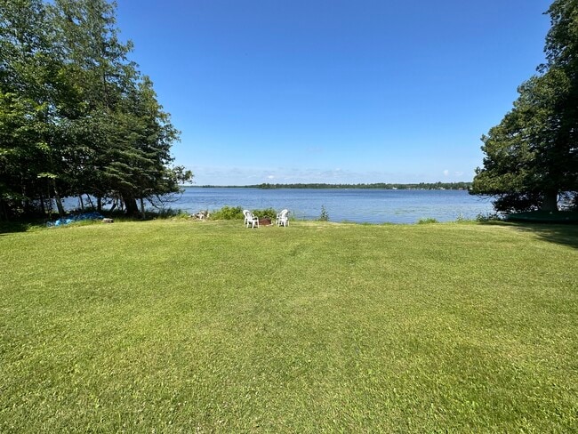 8037 E Shore Dr, Unit 8037 E shore Dr. in Canyon, MN - Building Photo - Building Photo