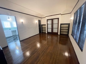 635 E 9th St in Long Beach, CA - Building Photo