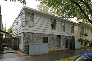 1806 H St in Sacramento, CA - Building Photo