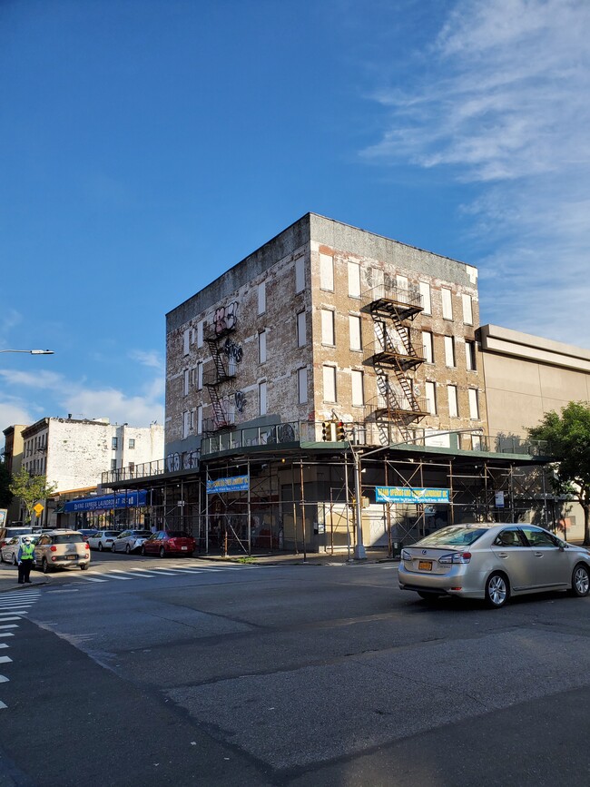 2102-2106 Third Ave in New York, NY - Building Photo - Primary Photo