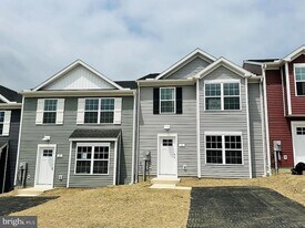 6 Lismore Pl, Unit 734BLA in Mechanicsburg, PA - Building Photo