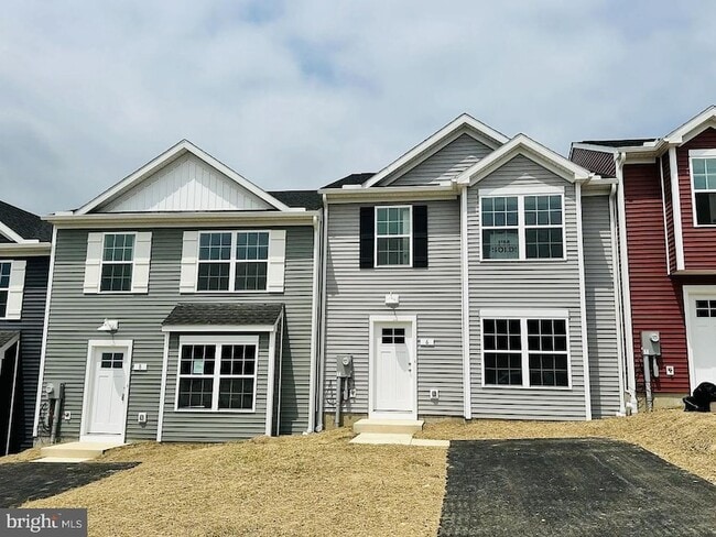 property at 6 Lismore Pl