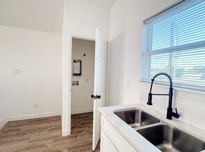 2817 Vinnie St in Greenville, TX - Building Photo - Building Photo