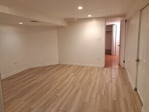 5310 W Pensacola Ave in Chicago, IL - Building Photo - Building Photo