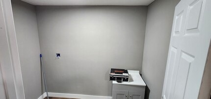 429-431 Bolander Ave in Dayton, OH - Building Photo - Building Photo