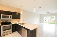 18008 NW 29th Ct in Miami Gardens, FL - Building Photo - Building Photo