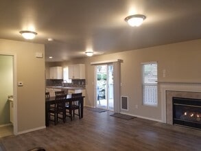 12001 133rd St E in Puyallup, WA - Building Photo - Building Photo