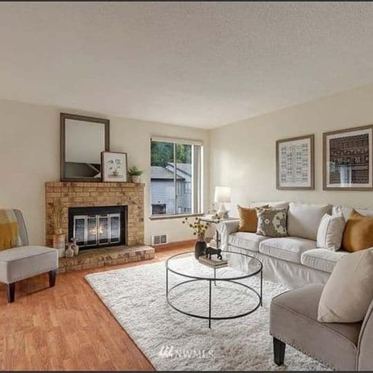 property at 15624 8th Ave SW