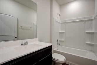14500 Fitzgibbon Dr in Austin, TX - Building Photo - Building Photo