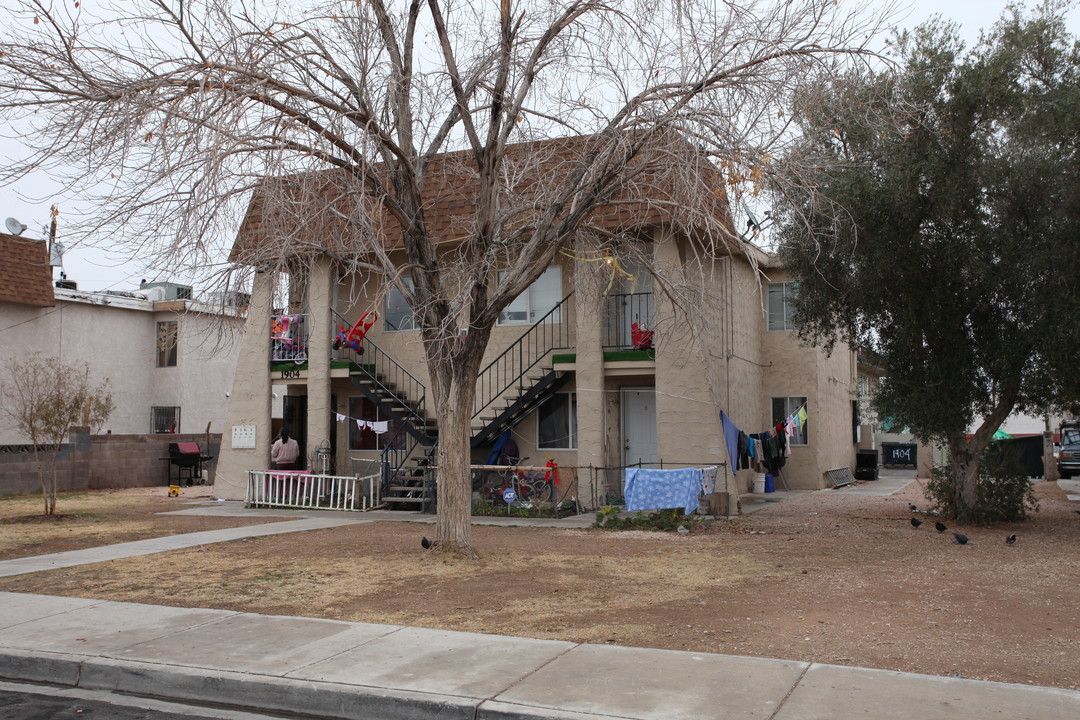 1904 Alwill St in Las Vegas, NV - Building Photo