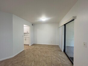 5700 Coach House Cir in Boca Raton, FL - Building Photo - Building Photo