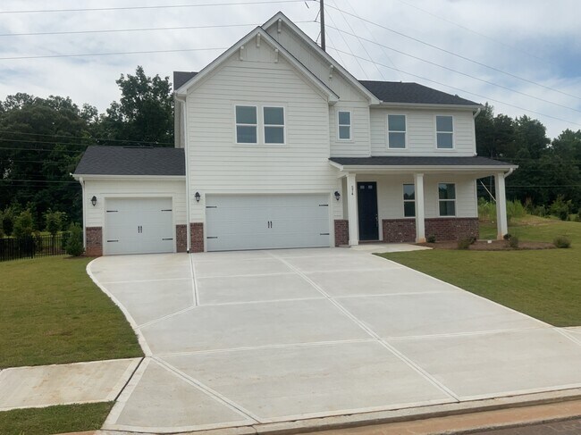 property at 574 Pointe Dr
