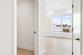 2139 N 10th St, Unit B02 in Philadelphia, PA - Foto de edificio - Building Photo