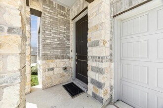 806 Dayton Dr in Austin, TX - Building Photo - Building Photo