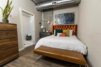 160 16th St N in St. Petersburg, FL - Building Photo - Building Photo