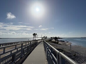 340 Causeway Blvd in Dunedin, FL - Building Photo - Building Photo