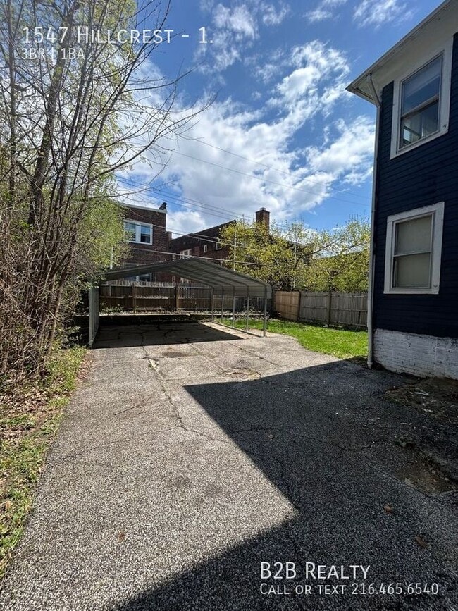 1547 Hillcrest Rd in East Cleveland, OH - Building Photo - Building Photo