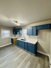1040 Whitcomb St in Gary, IN - Foto de edificio - Building Photo